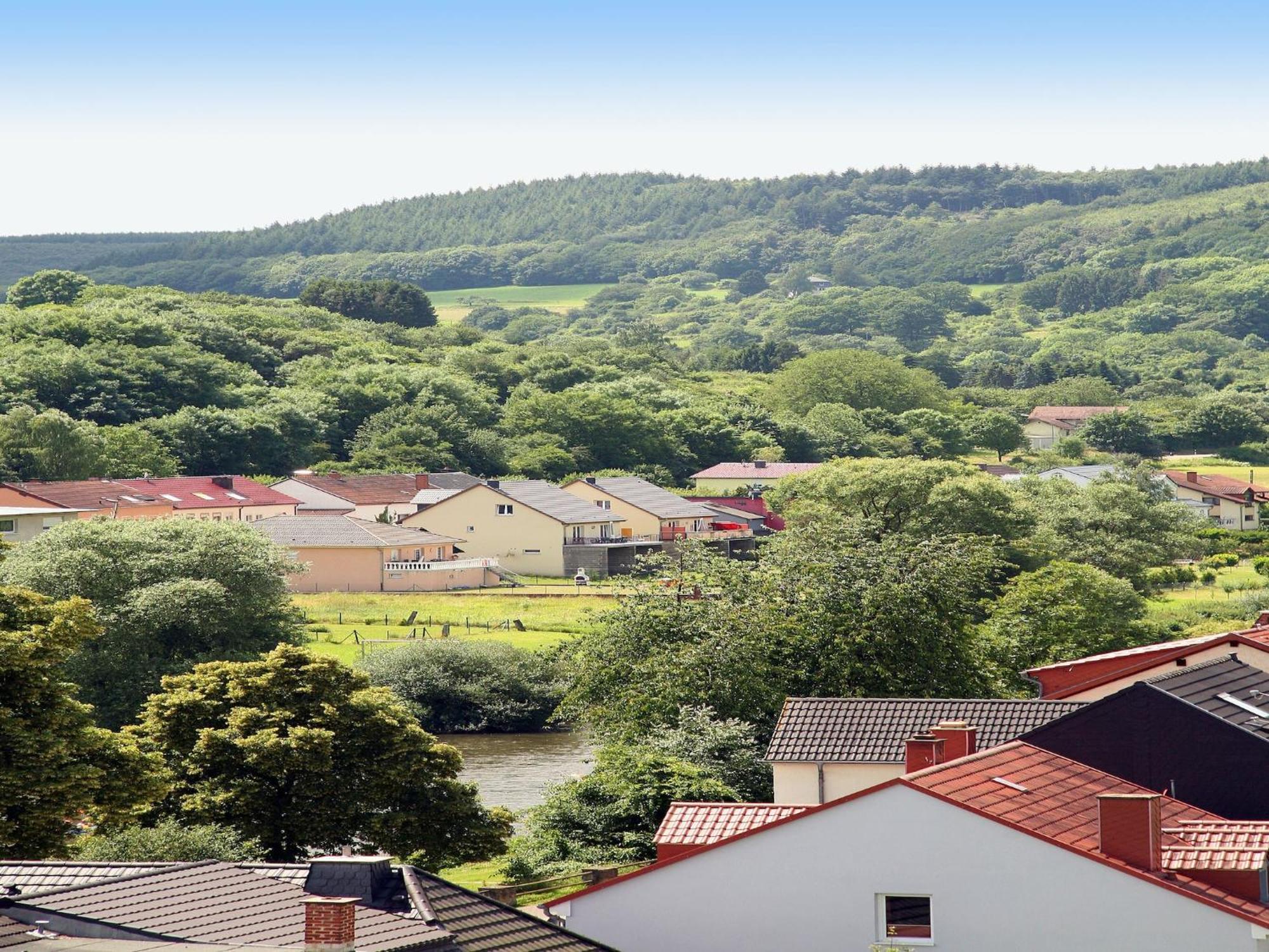 Apartment In Bollendorf With Forest View エクステリア 写真